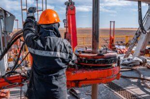 Is Oil & Gas Production a Good Career Path