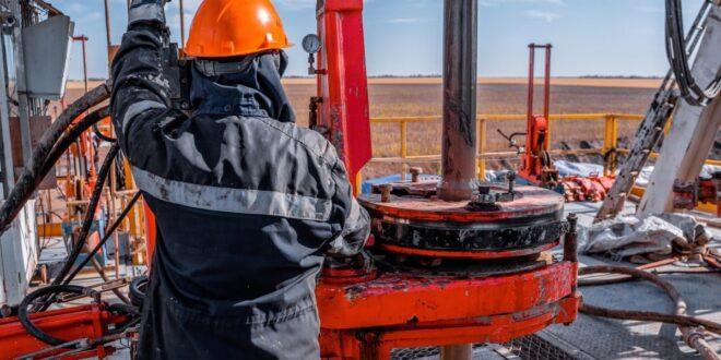 Is Oil & Gas Production a Good Career Path