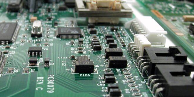 9 waec subjects for computer engineering